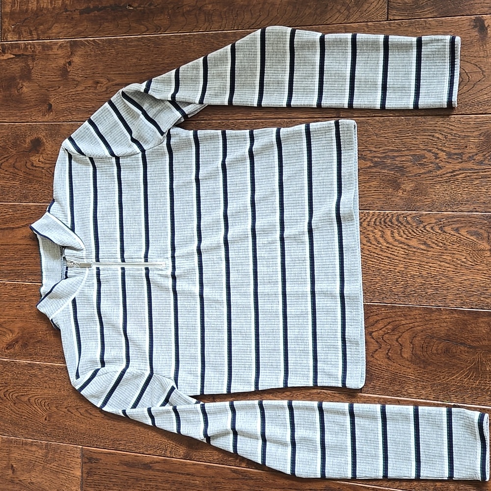 Me To We Pacsun Cute Striped Zip NECK Cropped Top Long Sleeve Size M EUC